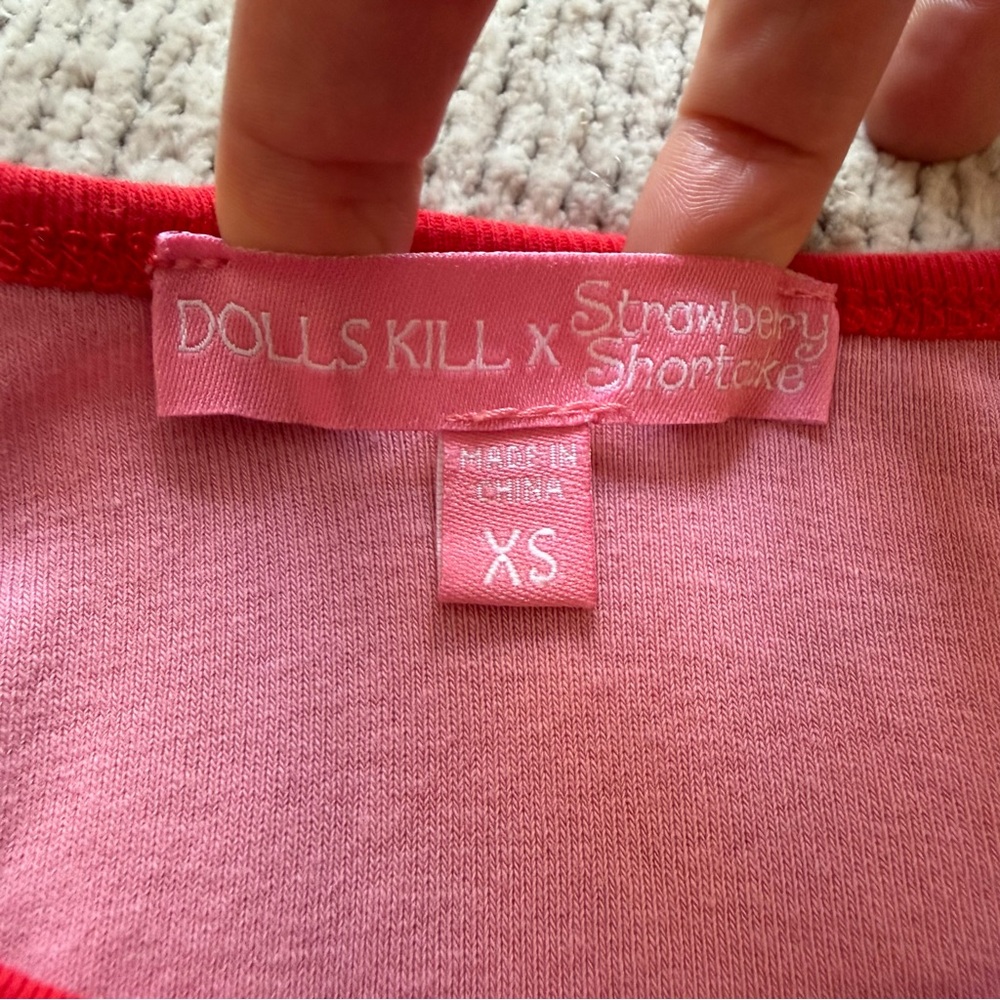 Dolls Kill X Strawberry Shortcake Graphic Baby Tee Pink Y2K Crop Top XS - Picture 2 of 8